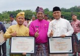 Aktif Berkontribusi Positif Perusahaan Sawit Grup Astra Agro di Rohul Dianugerahi Penghargaan