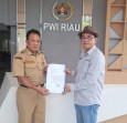 PWI Riau Terima Surat Dukungan Resmi untuk HPN 2025 Oleh Pemprov Riau