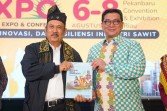 Pemprov Riau Terima Penghargaan Komitmen Menjaga Stabilitas Harga Sawit