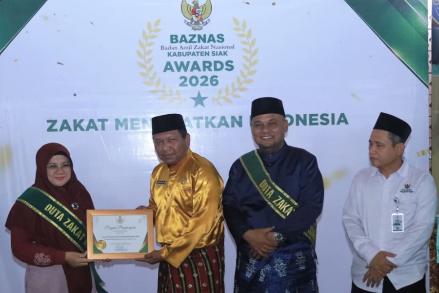 Bupati dan Wabup Siak Dikukuhkan sebagai Duta Zakat, Tandai Dimulainya Pengumpulan Zakat 2026