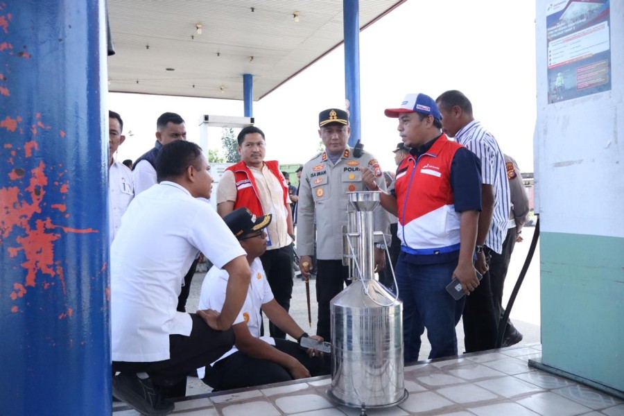 Pastikan Pasokan Aman, Kapolres Rohil dan Wabup Cek Stok BBM serta LPG