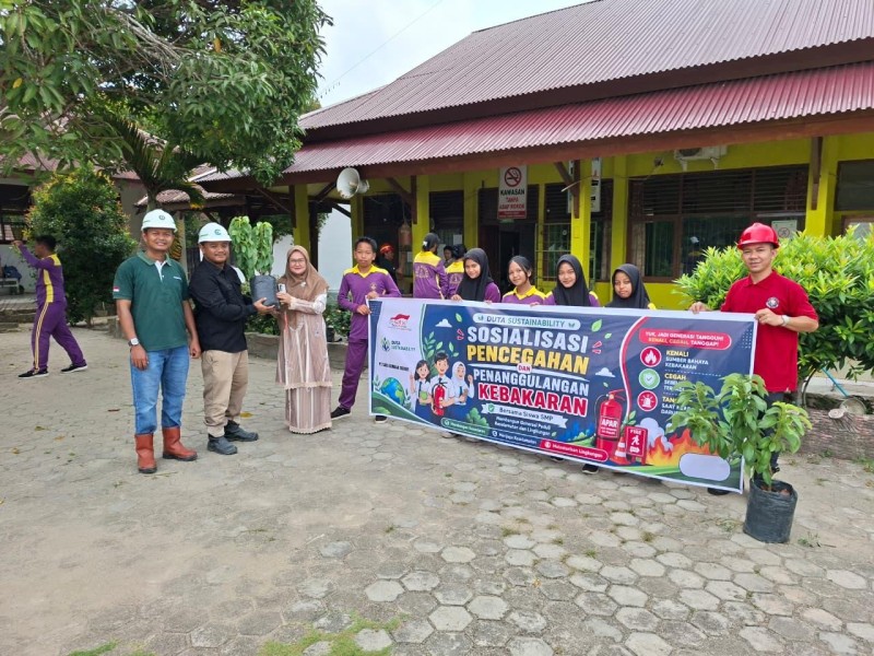 PT SLS Dorong Generasi Muda Peduli Lingkungan Lewat Edukasi Karhutla dan Penanaman Pohon
