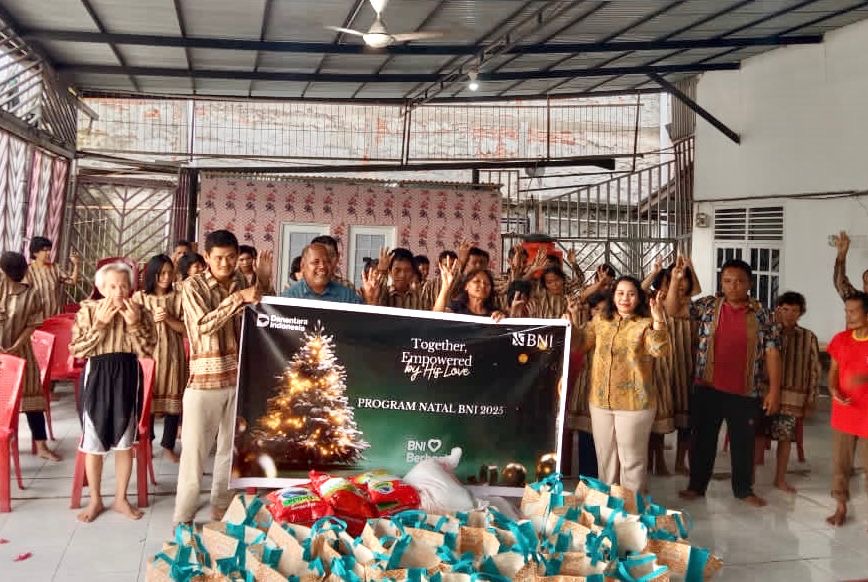 BNI Wilayah 02 Perkuat Kepedulian Sosial lewat Program Natal 2025, Bagikan 2000 Paket Sembako
