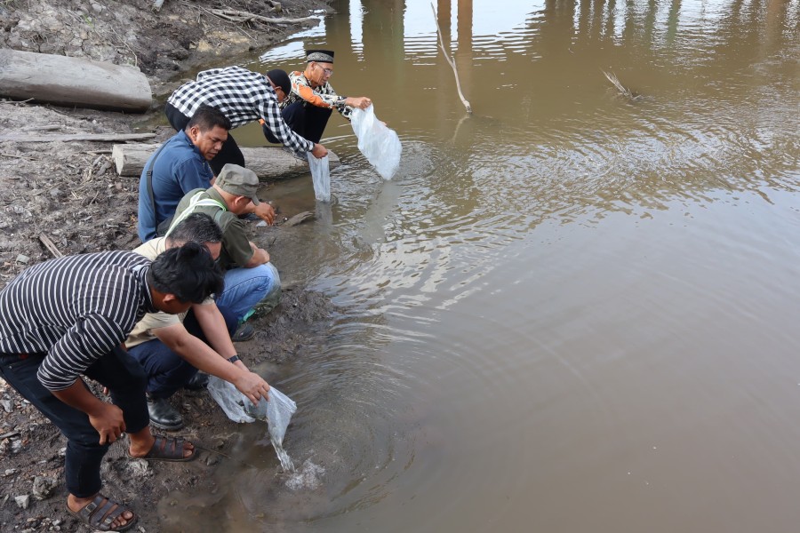 PT AIP Komitmen Jalankan Program Dukungan Nelayan dan Pelestarian Sungai Gasib