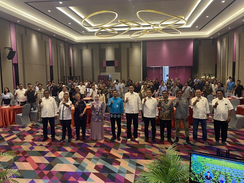 Puluhan Pengurus Gapki Cabang Riau Hadiri Seminar K3